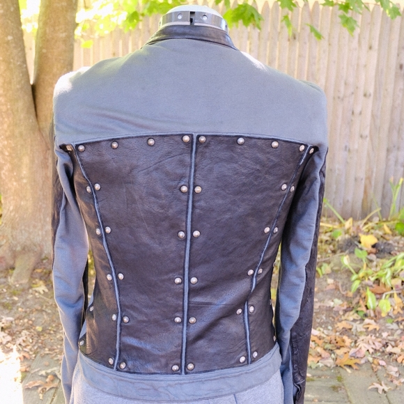 Unique Italian Leather Jacket like new - Picture 4 of 7